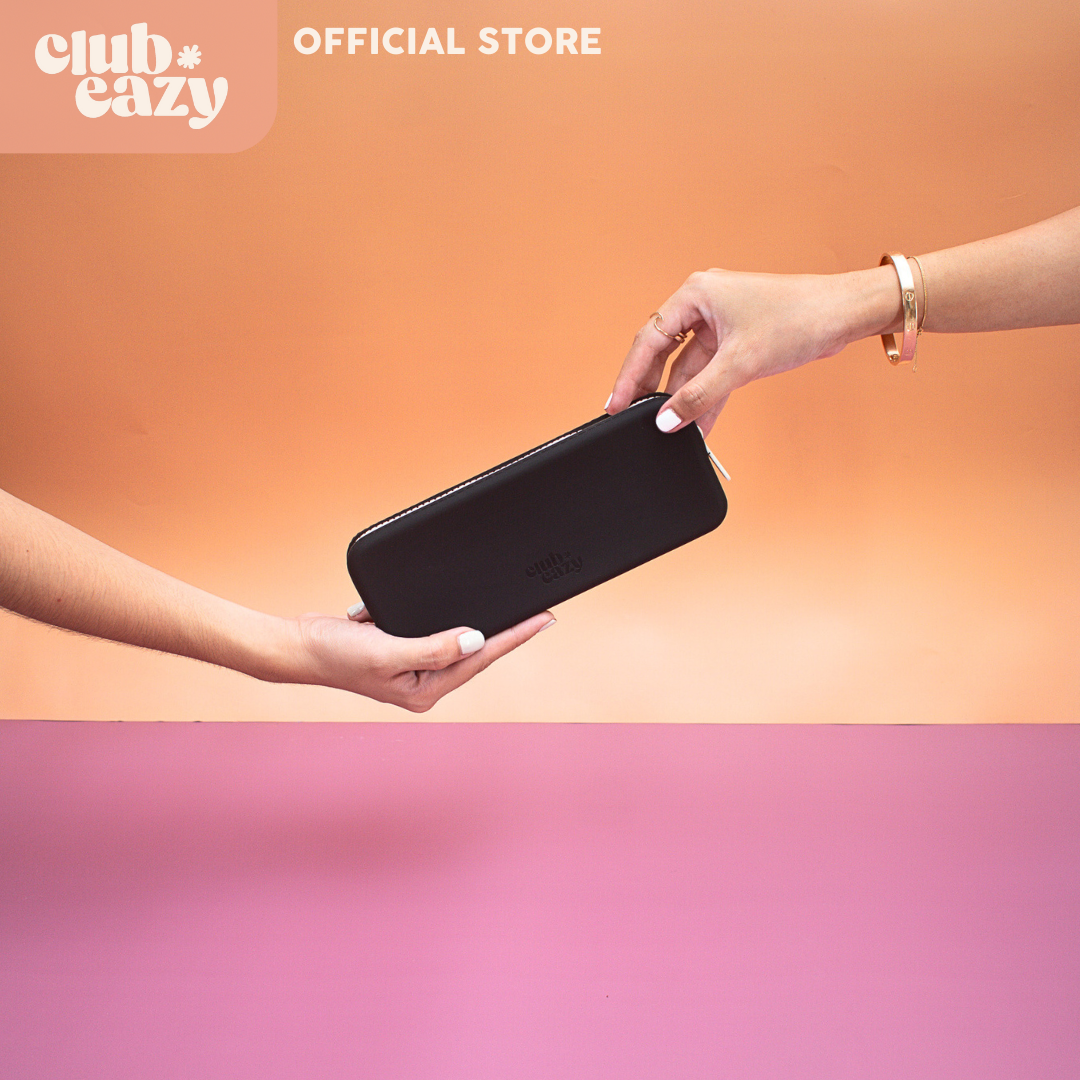 Eazy Sleeve Brush Pouch - Latte (New Color!)